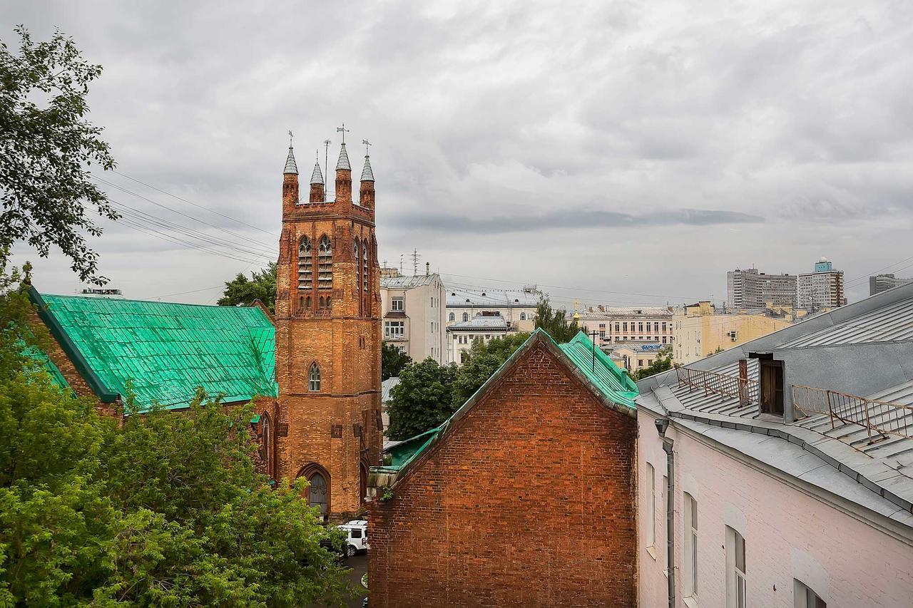 Вознесенский переулок. Отель Неаполь Вознесенский переулок, д.12с3,. Отель Неаполь Вознесенский переулок фото.